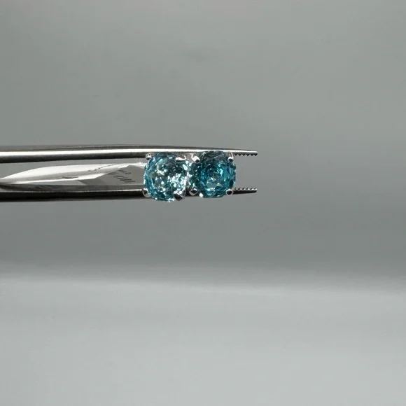 0.75ct Aquamarine Studs - Picture 7 of 10
